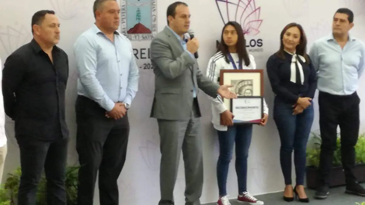 Cuauhtémoc Blanco reconoce a Fátima Sub 17 México Seleccionada Nacional